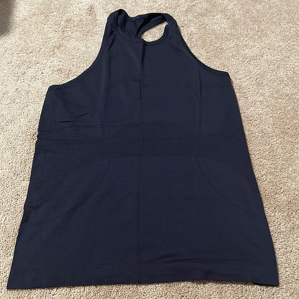 Womens lululemon tank top